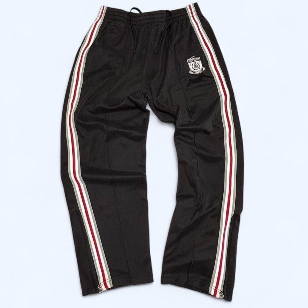 Aeropostale black baggy sweats with red stripes and pockets Size XL